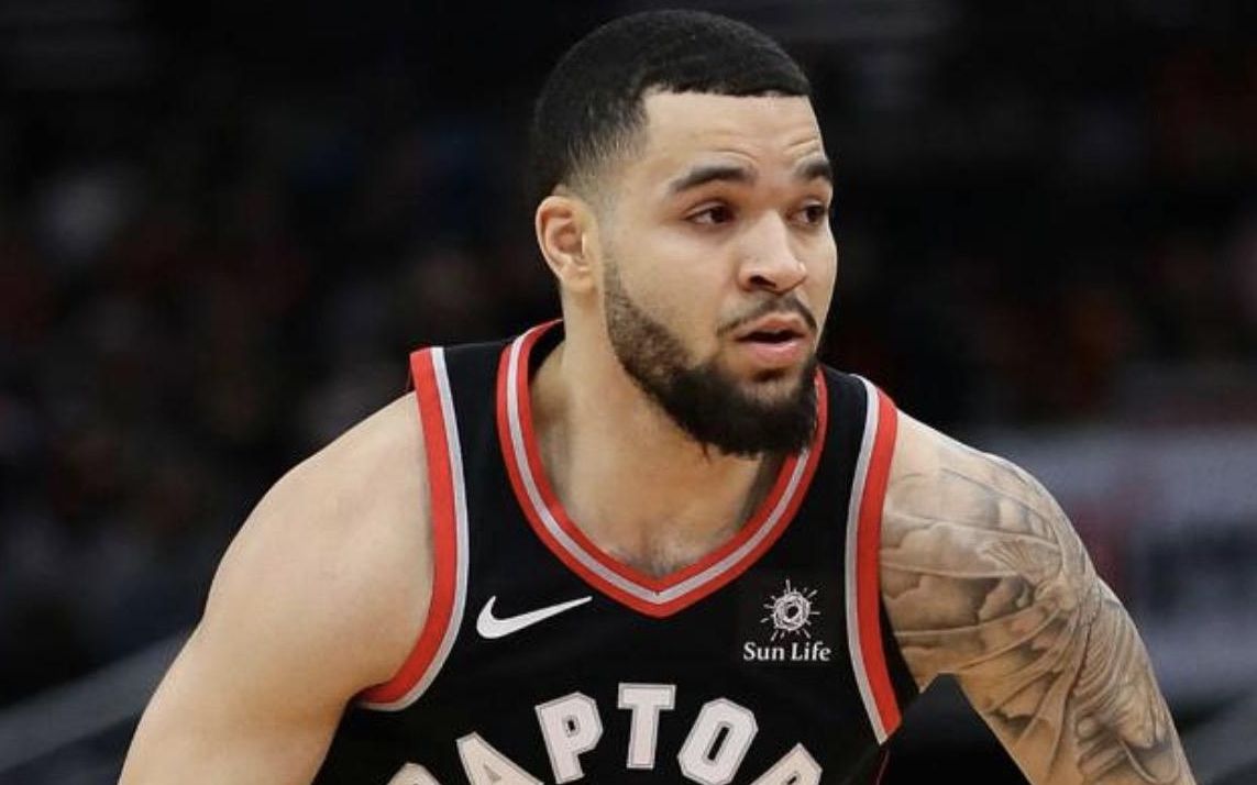 的底线球以 的底线球以