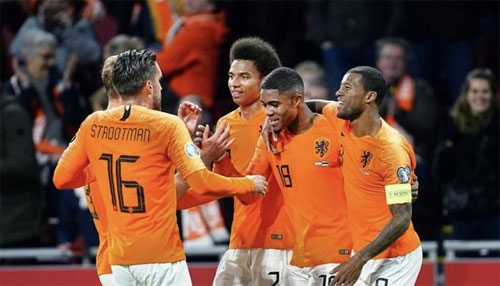 的强队同场 的强队同场