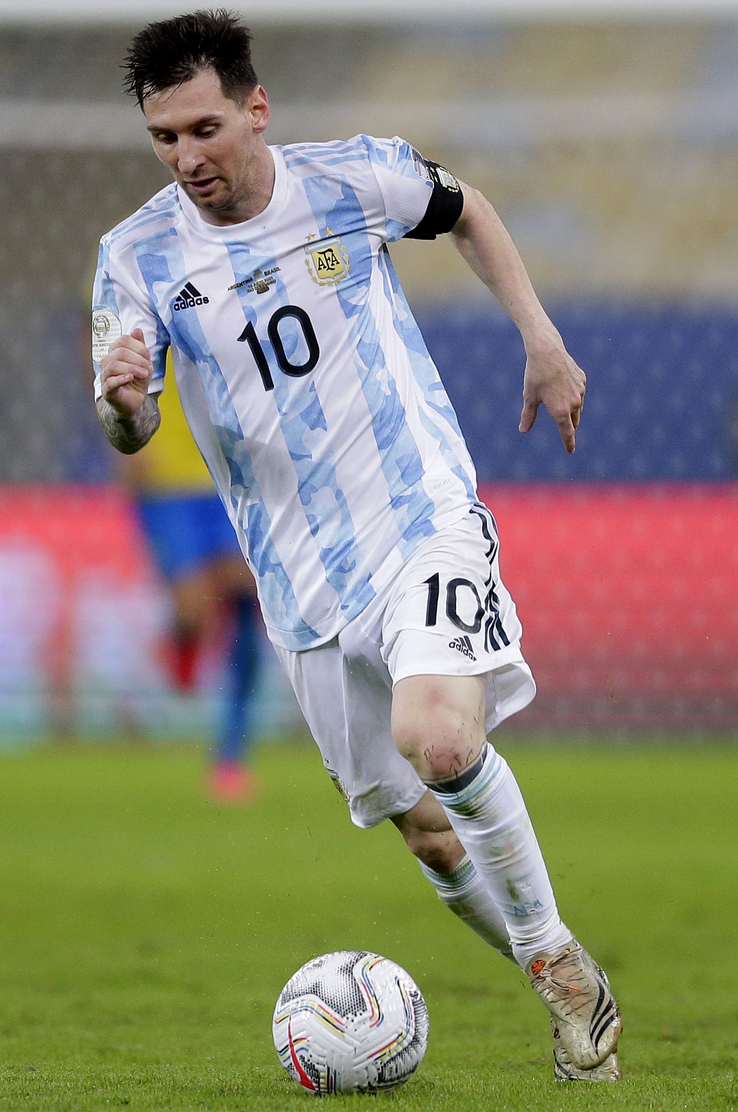 侧切入和底 侧切入和底